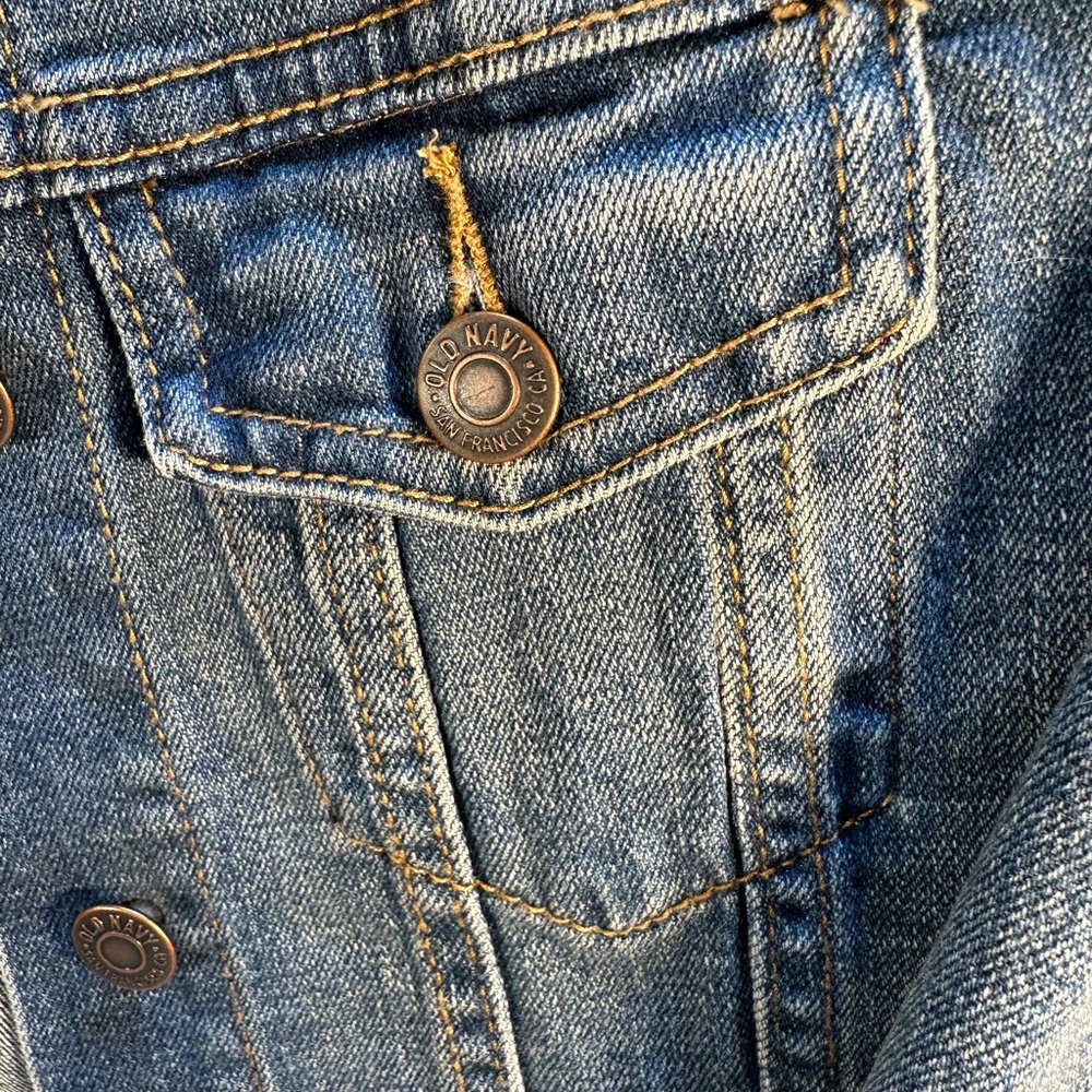 Old Navy Denim Jean Trucker Jacket Size XS Women Blue Medium Wash Classic - Picture 5 of 8